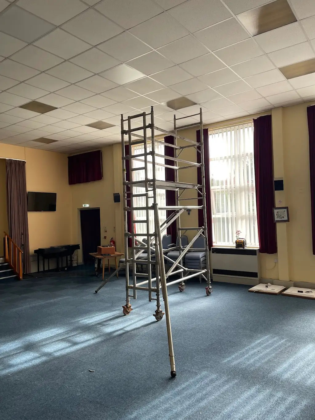 Commercial lighting installation